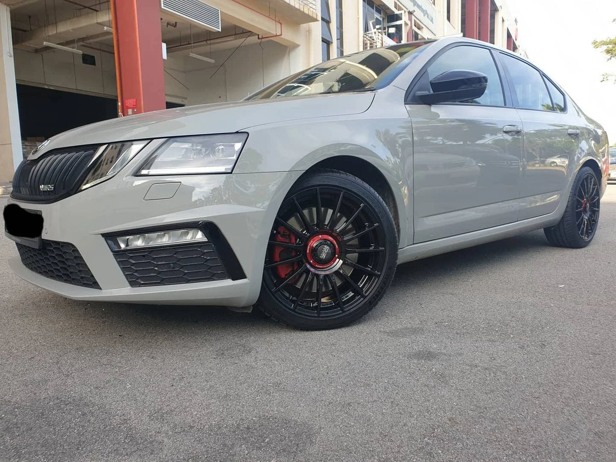 Alu kola Racing Line FBX298 8x18 5x108/114.3 ET40 67.1 černá – na voze 1