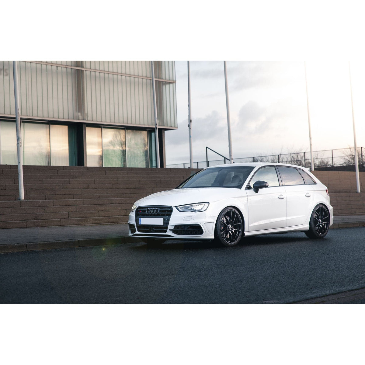 Alu kola OZ LEGGERA HLT 10x20 5x130 ET45 71,5 černá WheelsUp