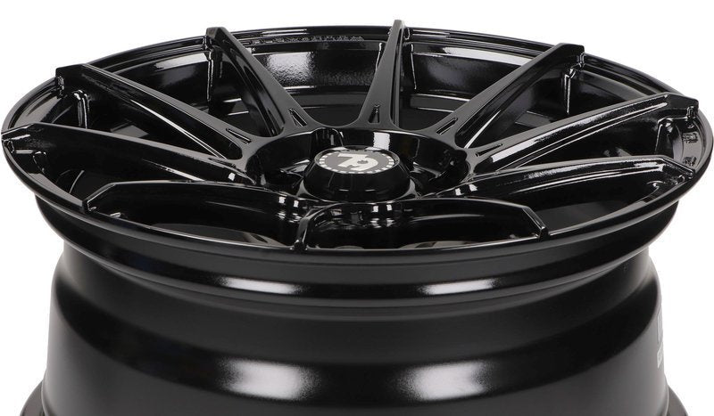 Alu kola seventy9 SCF-F 7x15 4x100 ET35 67.1 Černá
