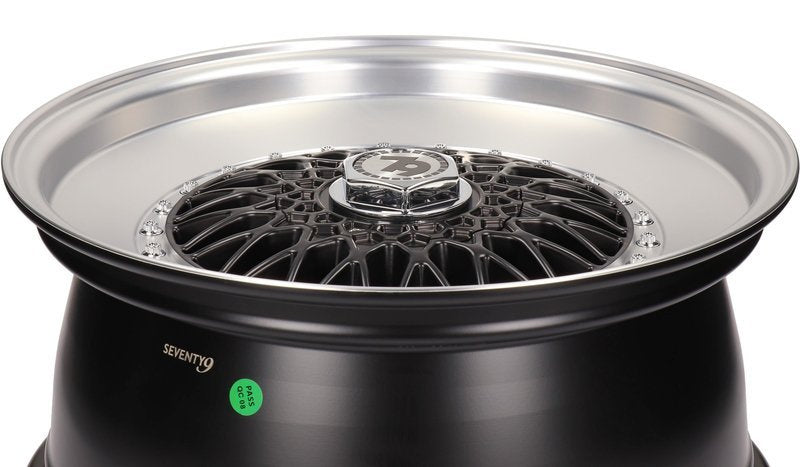 Alu kola seventy9 SV-F 7x15 4x100 ET30 67.1 Černá