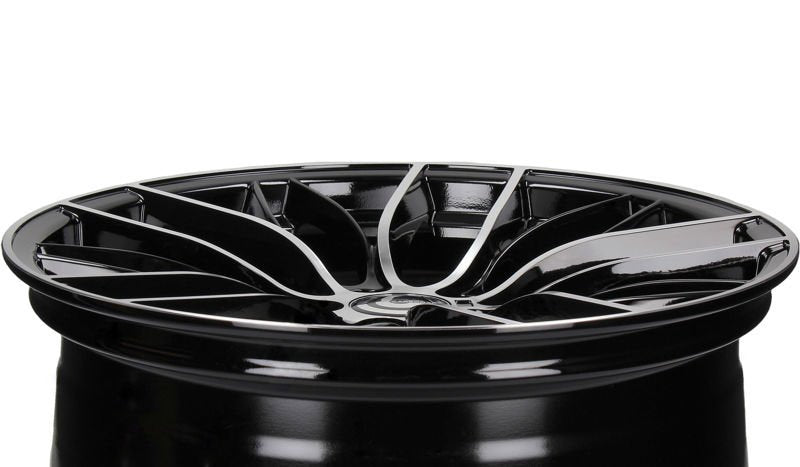 Alu kola Carbonado Shine 8x18 5x120 ET30 72.6 Černá
