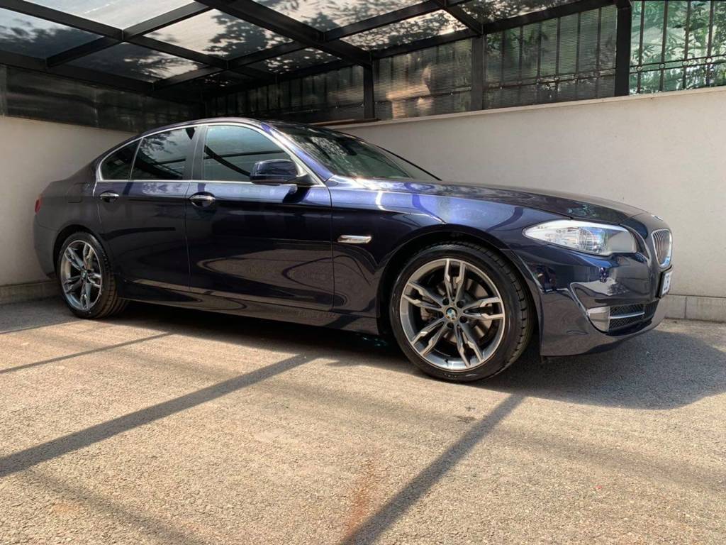Alu kola Racing Line B1257 8.5x19 5x120 ET33 šedá, BMW WheelsUp