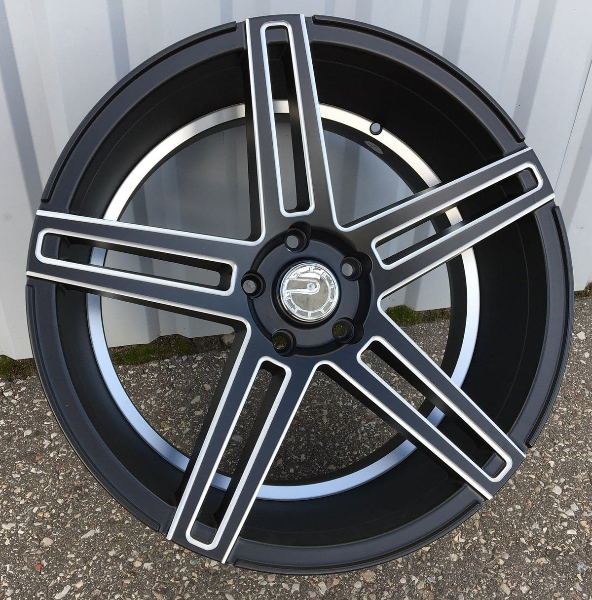 Alu kola Racing Line H5249 9.5x20 5x120 ET35 černá, BMW WheelsUp