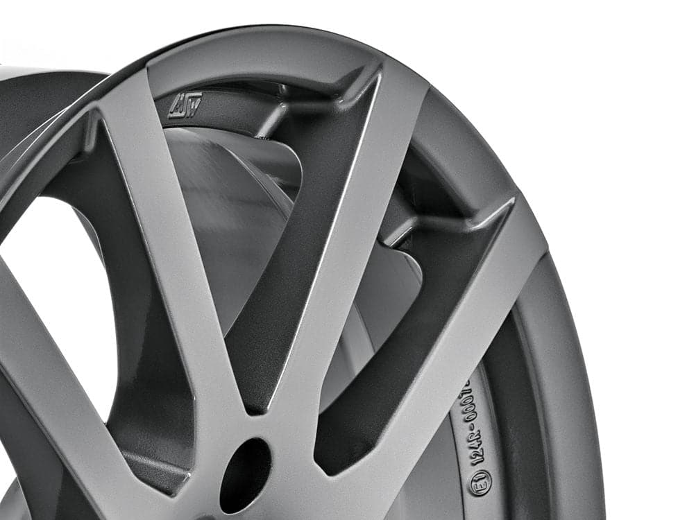 Alu kola MSW 22 6,5x16 5x108 ET50 63,4 stříbrná WheelsUp