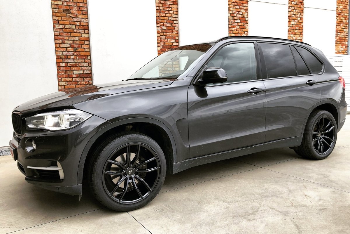 Alu kola Alu kola Forzza Sigma 9x20 5x120 ET32 72,56 Black Magic WheelsUp
