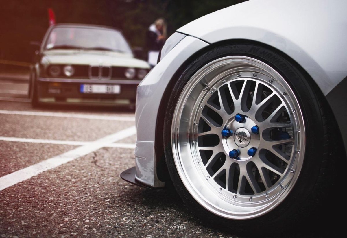 Alu kola Forzza Spot 9,5x18 5x120 ET30 72,56 SFM - Wheelsup.cz