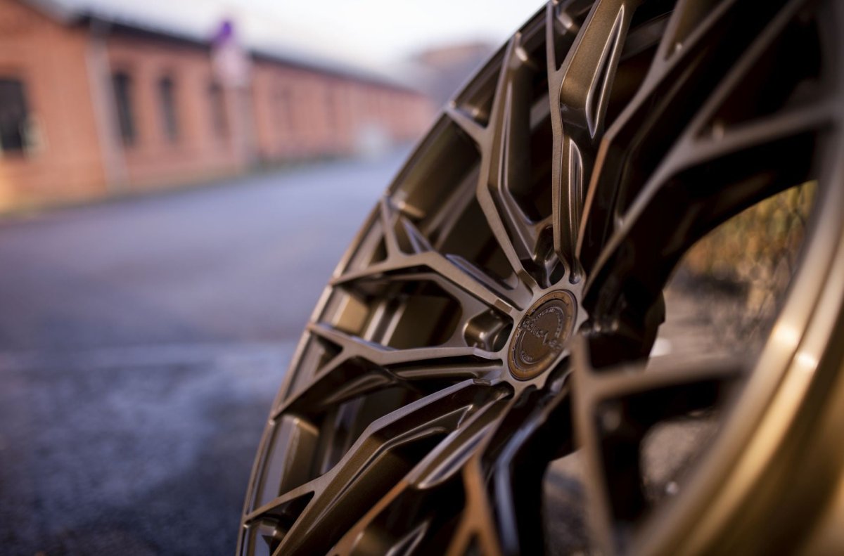 Concaver CVR1 20x10 ET10-39 BLANK Brushed Bronze - Wheelsup.cz