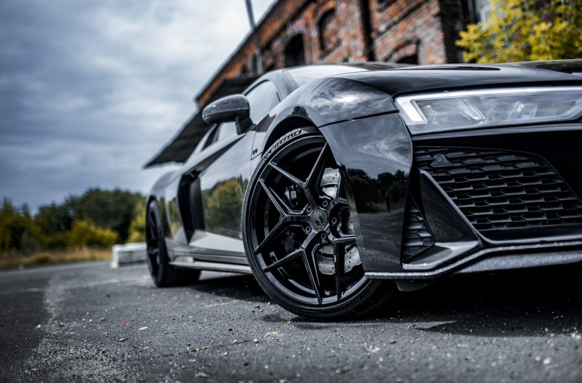 Alu kola Concaver CVR2 19x8,5 ET35 5x112 Platinum Black WheelsUp