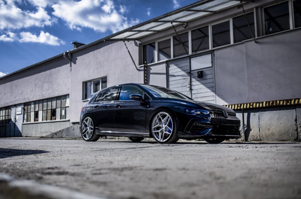 Alu kola Concaver CVR2 19x8,5 ET45 5x112 Brushed Titanium WheelsUp